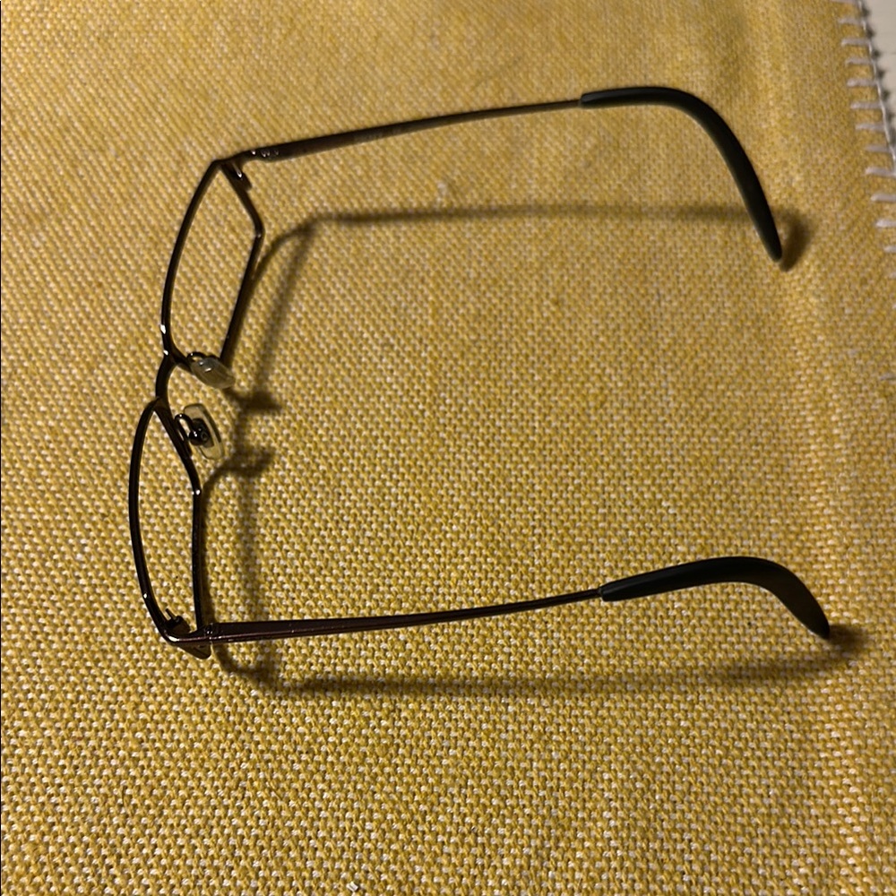 Dkny Stylish Rectangular Eyeglass Frames - image 2